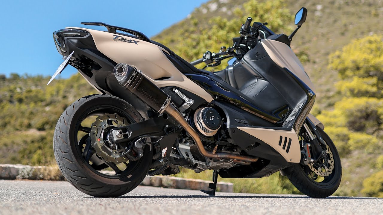 LE TMAX DU DÉSERT ! EN AVANT LE FREINAGE (S.ALOISI vous en parle)