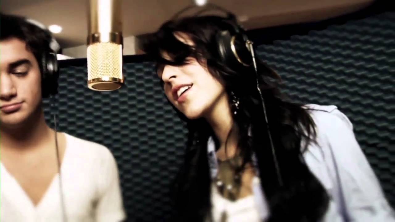Muero Por Ti (Crushin) Danna Paola y Luis Lauro