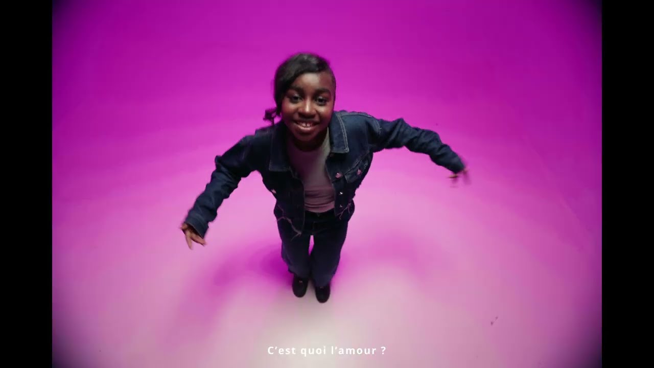 Maïna - C'est quoi l'amour (Visualizer)