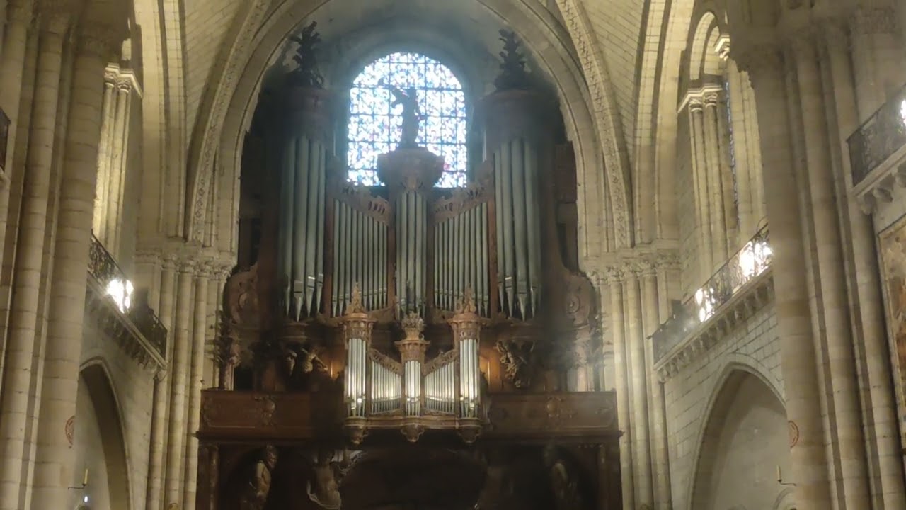 Cathédrale Saint Maurice : Bénédiction et réveil du grand orgue de la cathédrale.