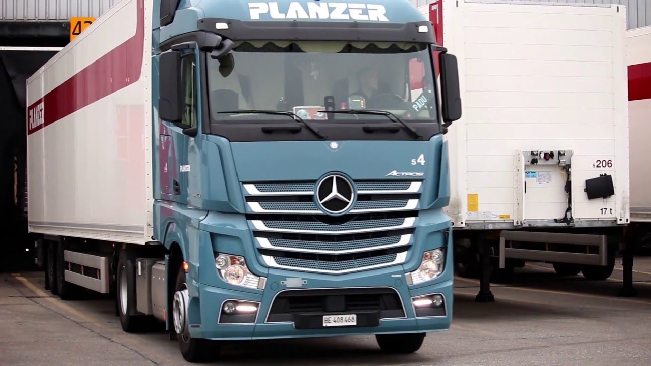 Von der Schiene auf die Strasse