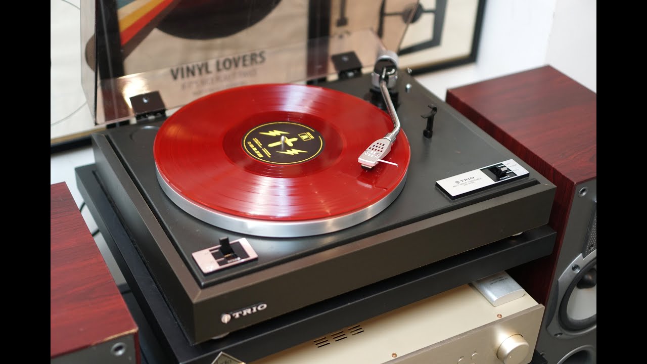 TRIO Kenwood KD-1033 Vintage Turntable with Nagaoka Cartridge made in Japan