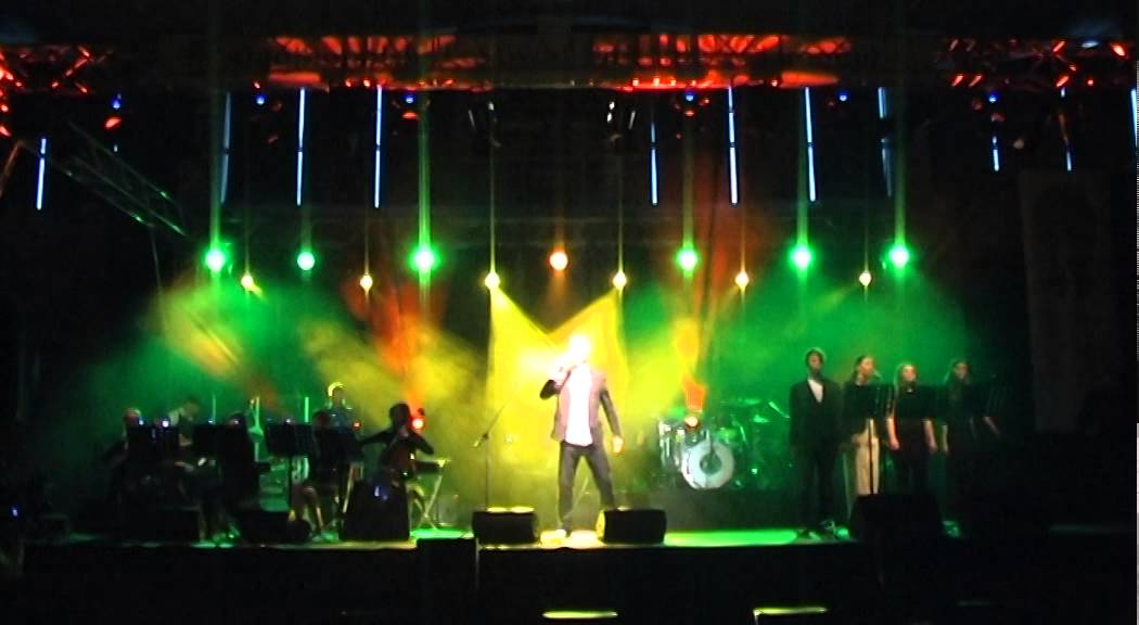 Michał Grobelny - O niebo lepiej - V Ogólnopolski Festiwal Piosenki Luboń 2013