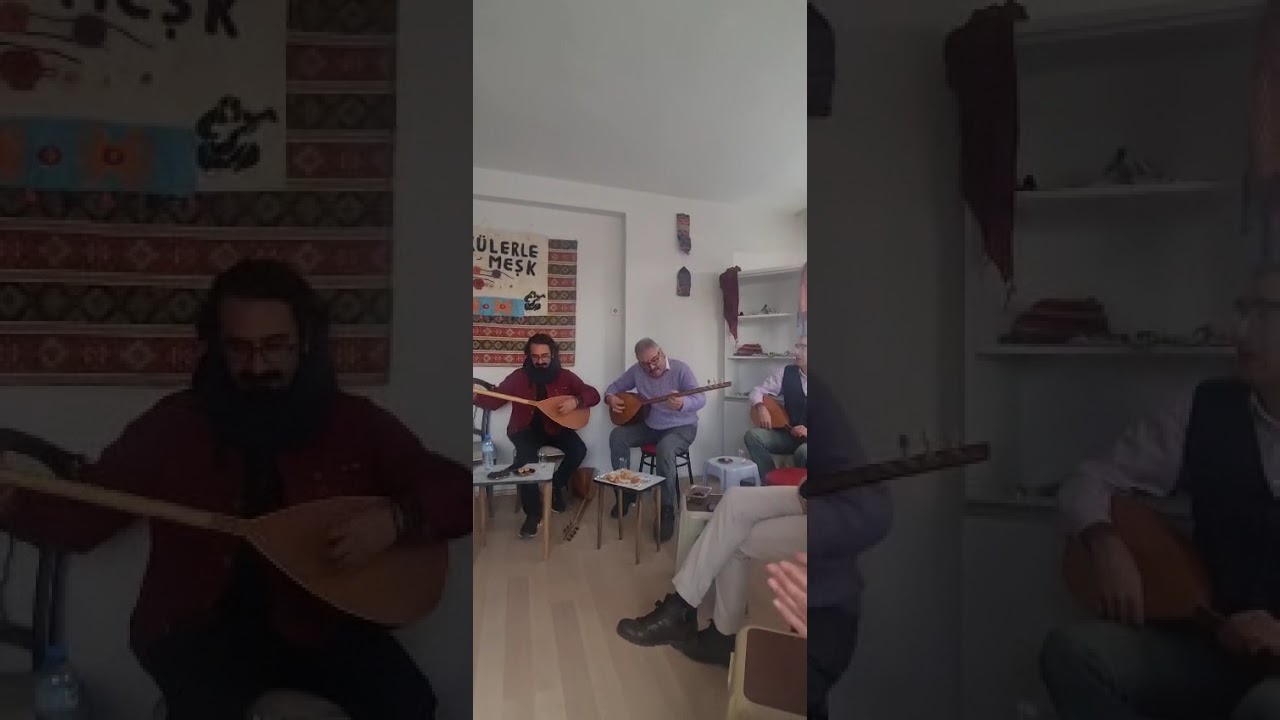 Arkadaşlarla aşk-ı muhabbetdeyiz, Konya türkülerinden potpori.solo Bayram Kabadayı yer Kemerli çrşı