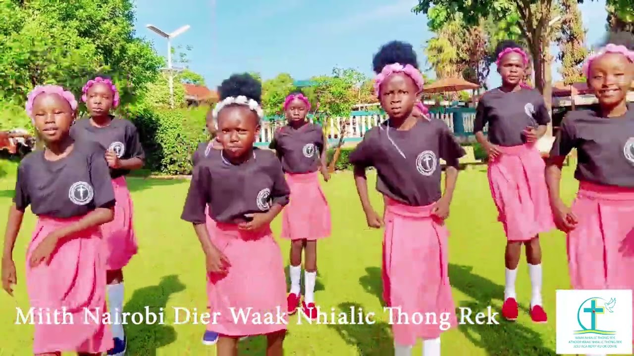 Sunday School of Waak Nhialic Thong Rek (Dinka Rek Gospel Song)