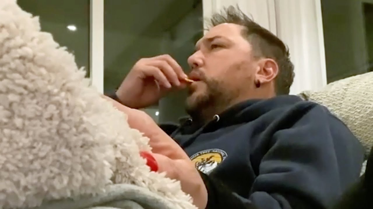 Jason Aldean's Wife's Prank Scared Him Out Of His Seat