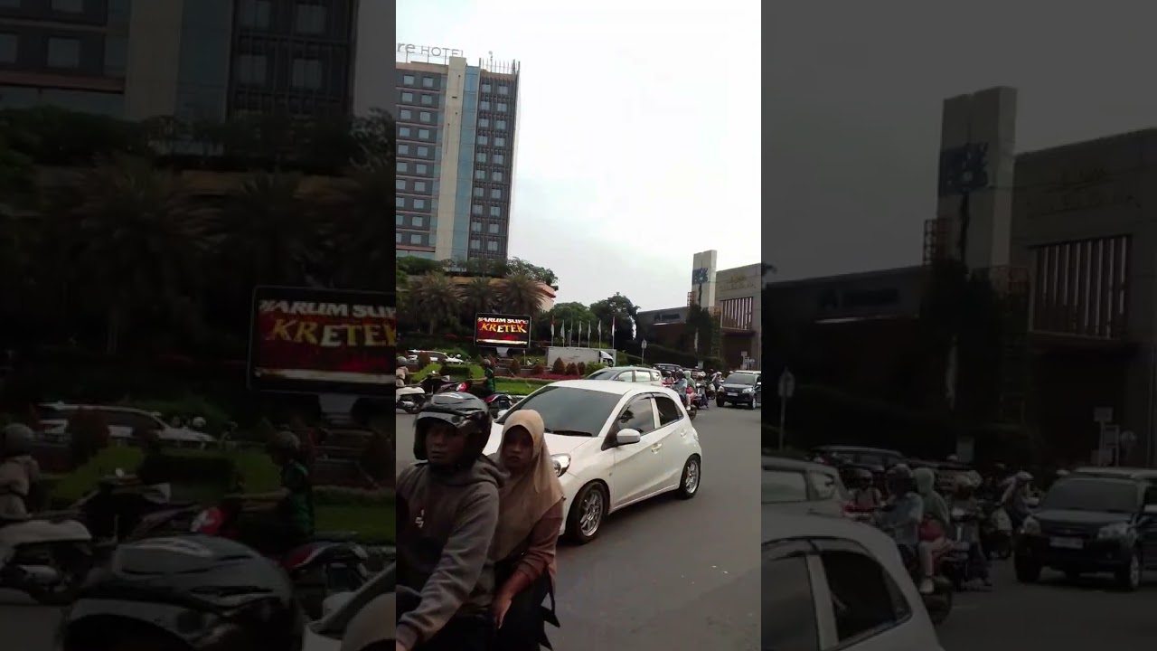 KOTA KARAWANG MENJELANG BUKA PUASA.