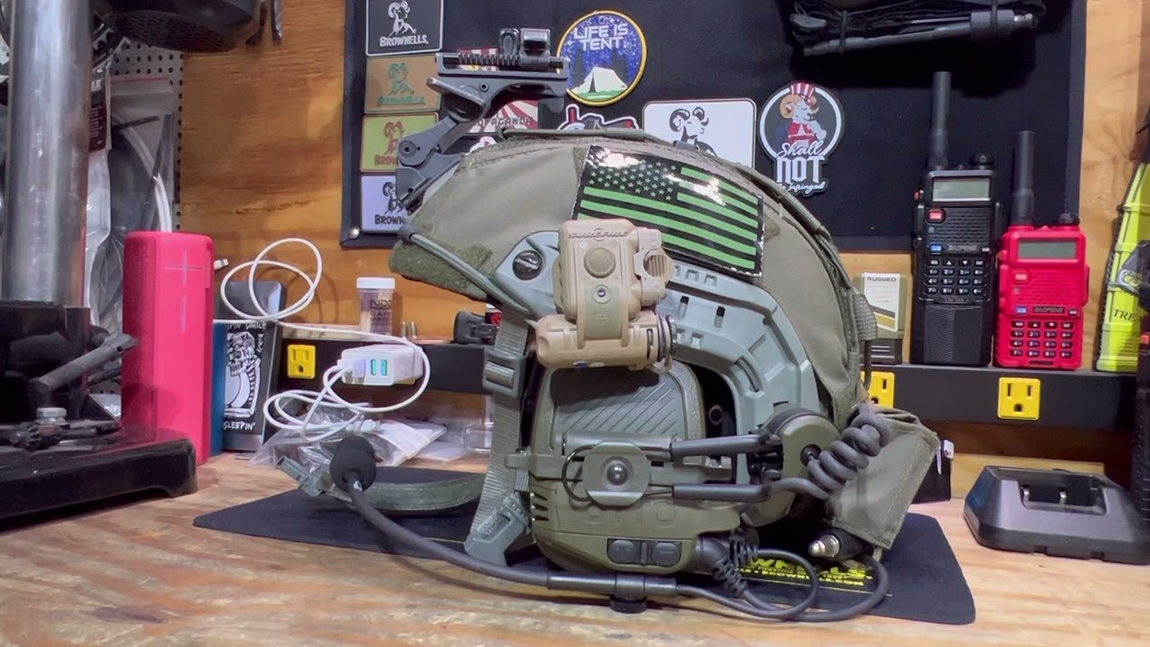 Otto Noizebarrier with helmet mount setup on Opscore Fast bump