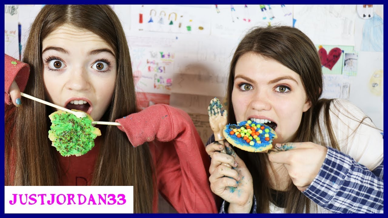 Tiny Hands Cookie Decorating Challenge / JustJordan33