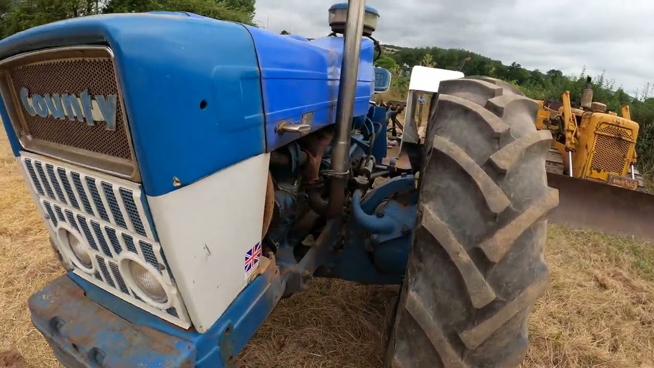 1970 Ford County 1124 Super Six 4WD 6.2 Litre 6-Cyl Diesel Tractor (112HP)