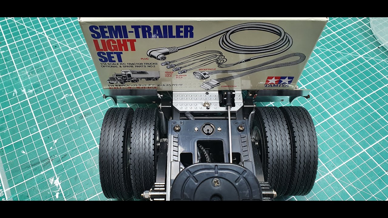Tamiya King Hauler Build Ep16 - Custom Fitting The Trailer Lights Socket - Movin' On