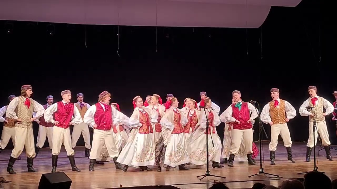 6  Tańce Biłgorajskie, ZTL Leszczyniacy