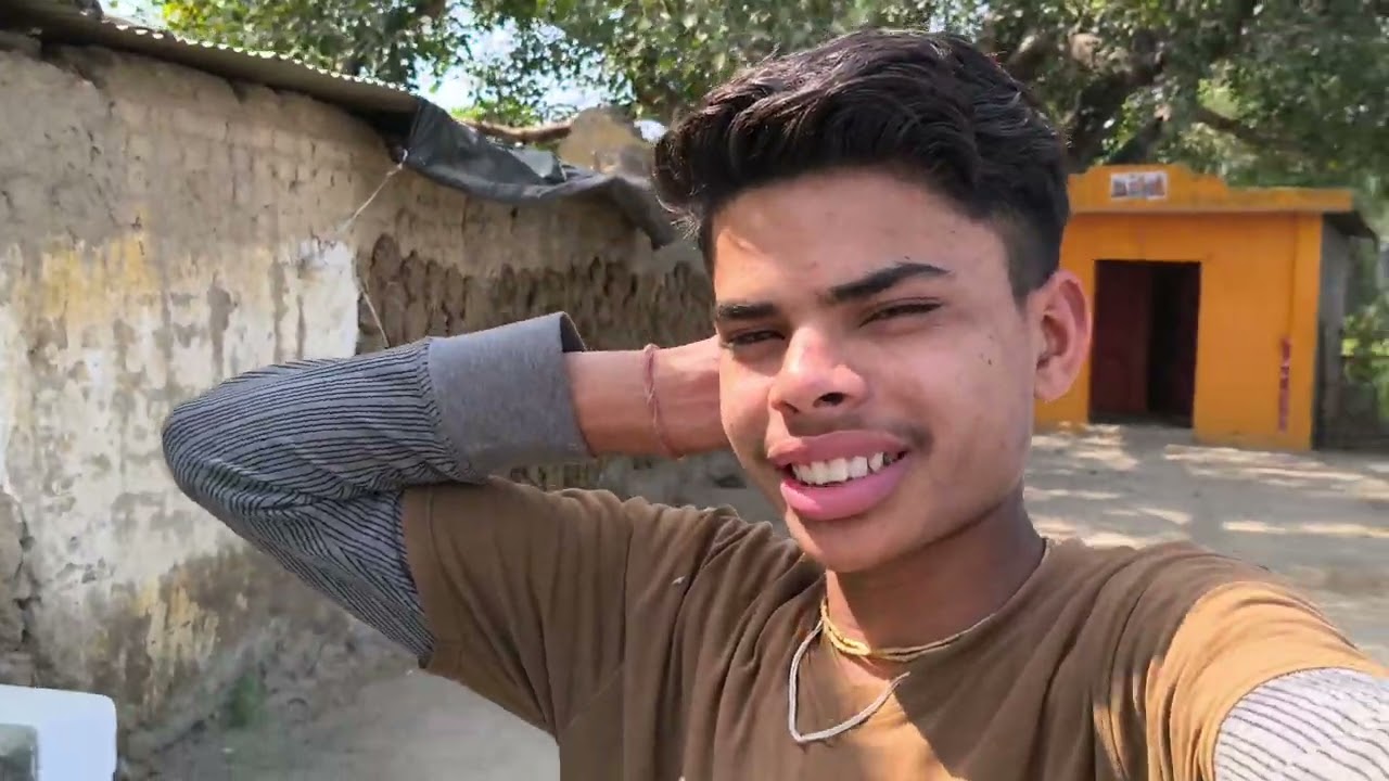 Hamare mohalle 🏫 ka hal kuch aisa hai?