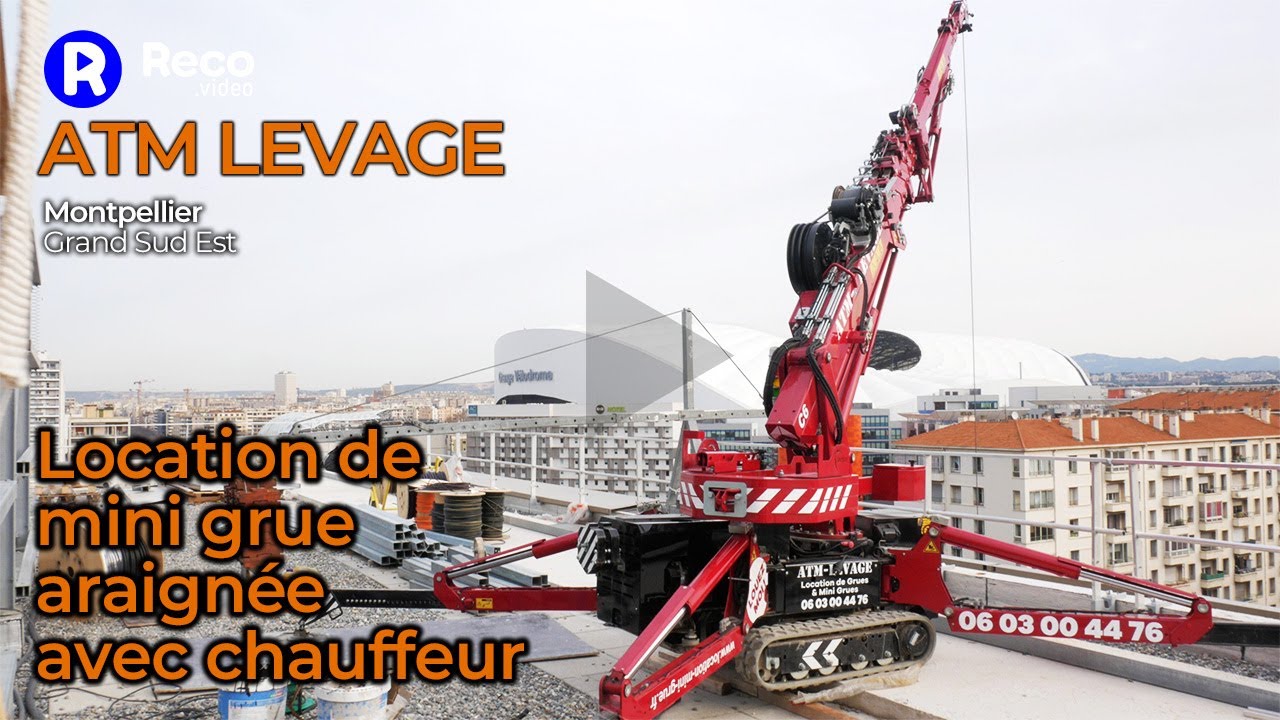 Mini grue araign&eacute;e en location, avec chauffeur par ATM Levage ( &agrave; Montpellier et Grand Sud Est )