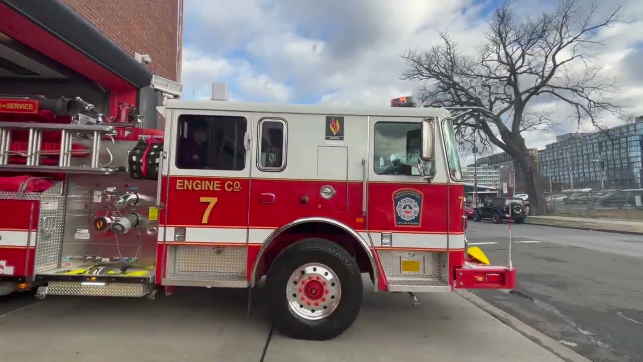 2023 Seagrave Capitol Cab Pumper