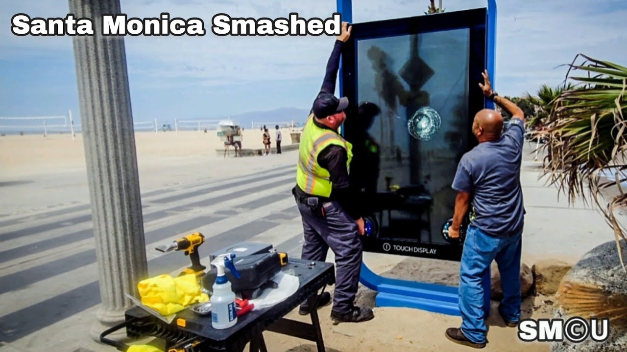 𝗦𝗘𝗥𝗜𝗔𝗟 𝗦𝗠𝗔𝗦𝗛𝗘𝗥: Five Screens Shattered in Santa Monica