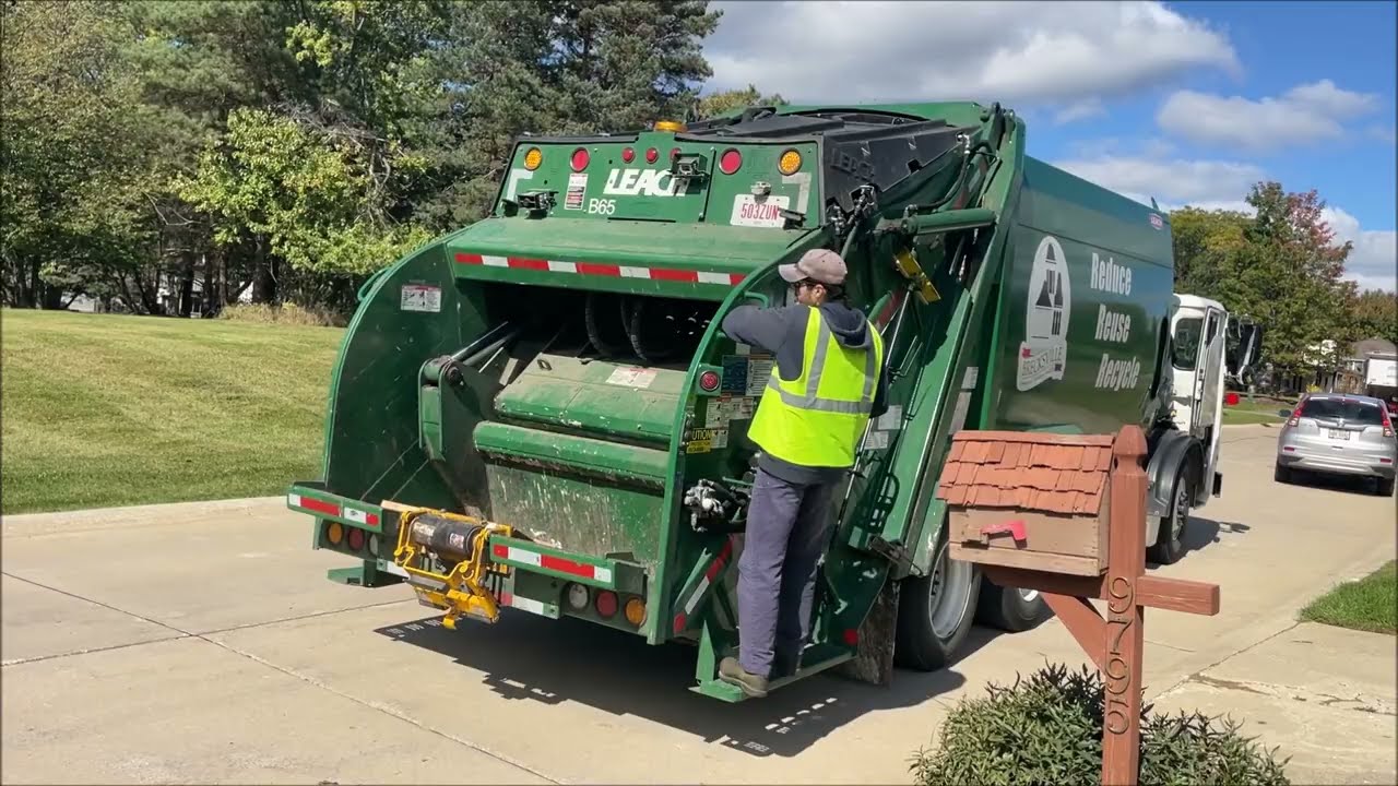Fall Series 2024: Brecksville Autocar/ Leach REL