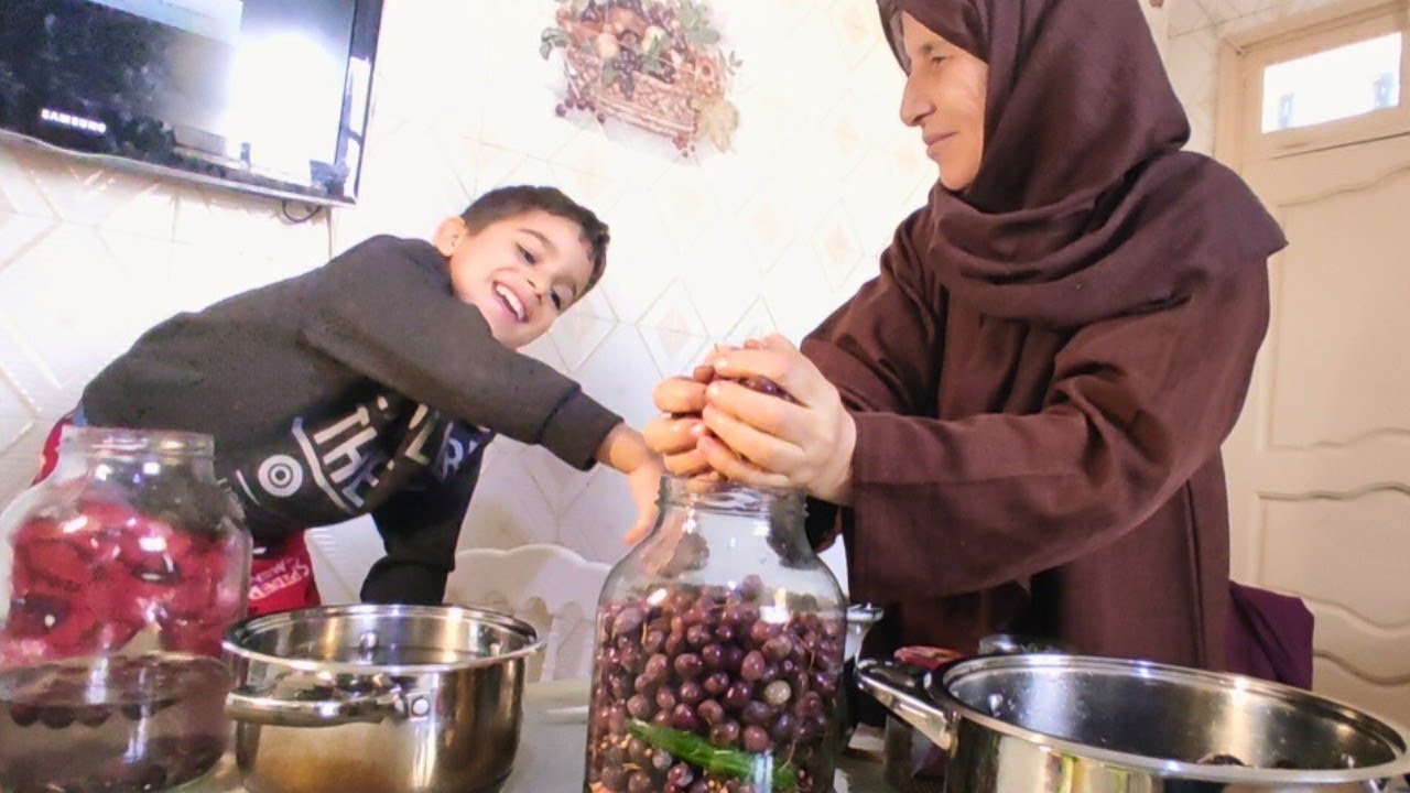 تمليح الزيتون 🌳 معجون الرمان ❤️ طماطم معجونة 🍅