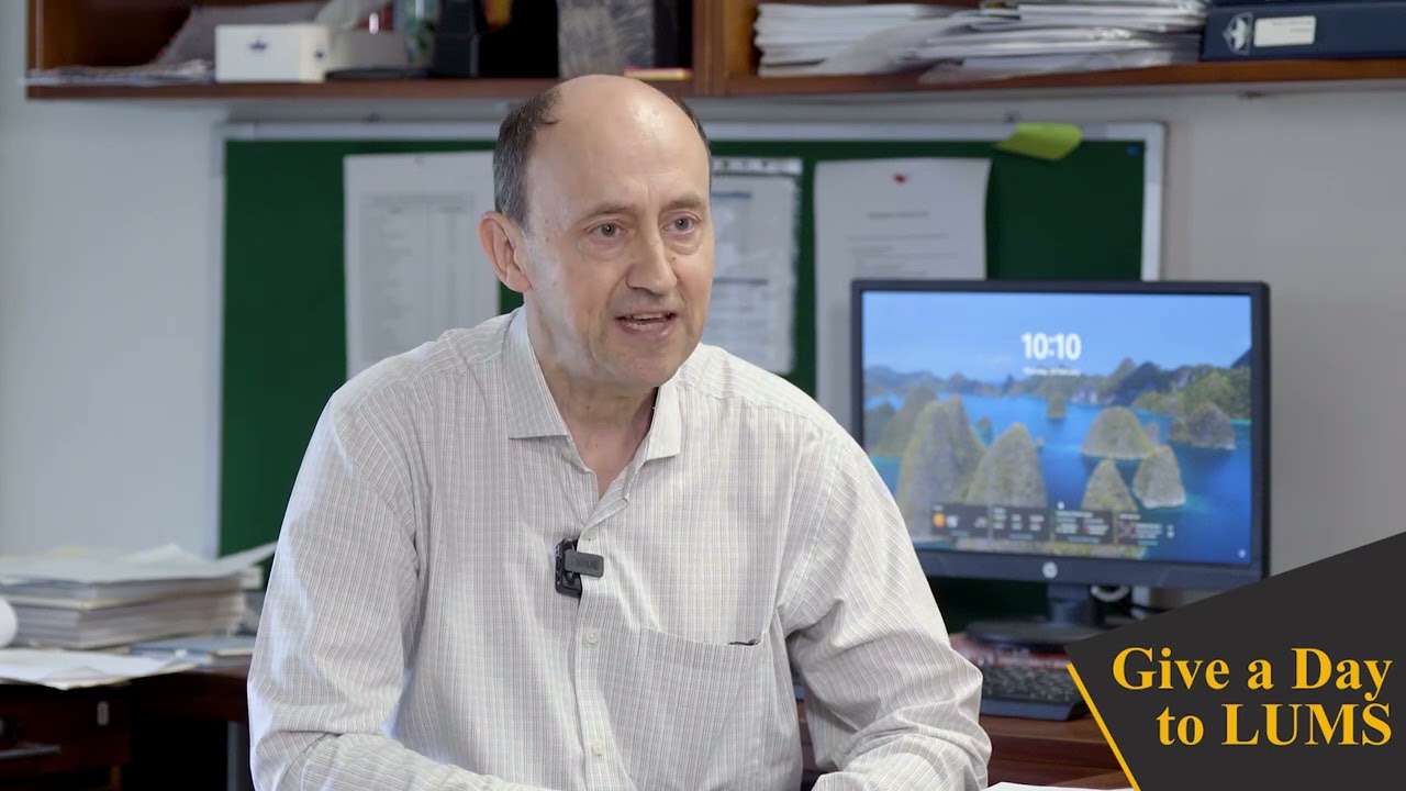 Доктор Вальтер Шварцакер | Посвятите один день LUMS