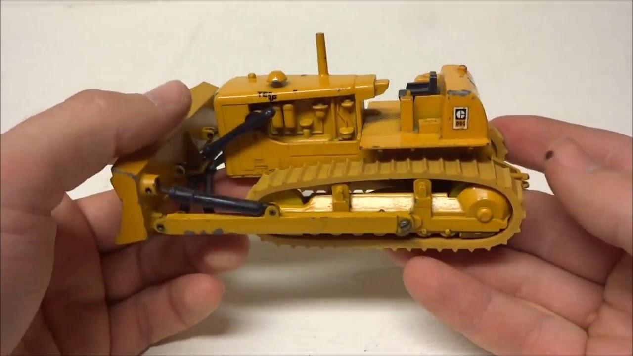 1:50 scale Gescha Caterpillar D9G Dozer Crawler Cat Diecast Bulldozer