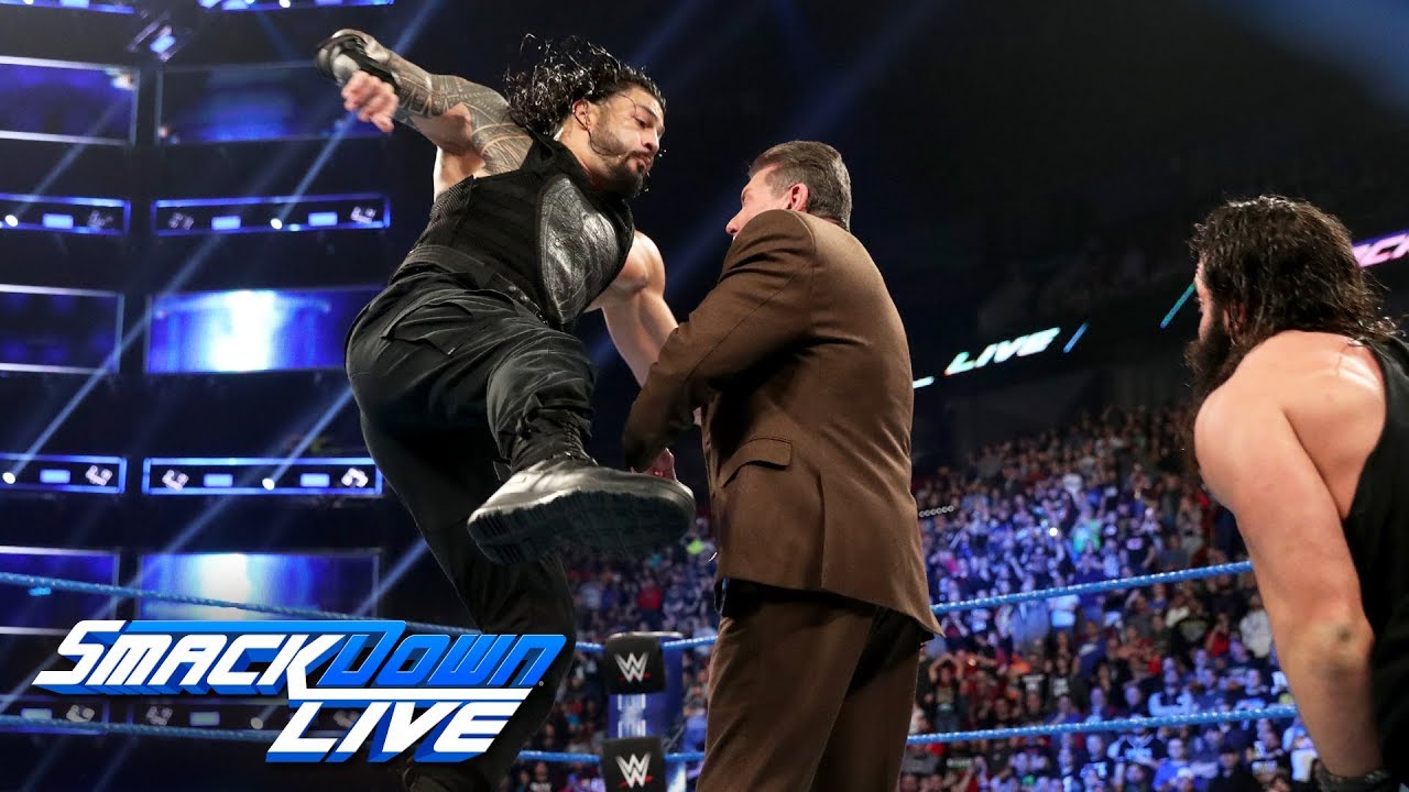 Роман Рейнс сбивает мистера Макмэна с ног ударом Супермена: SmackDown LIVE, 16 апреля 2019 г.