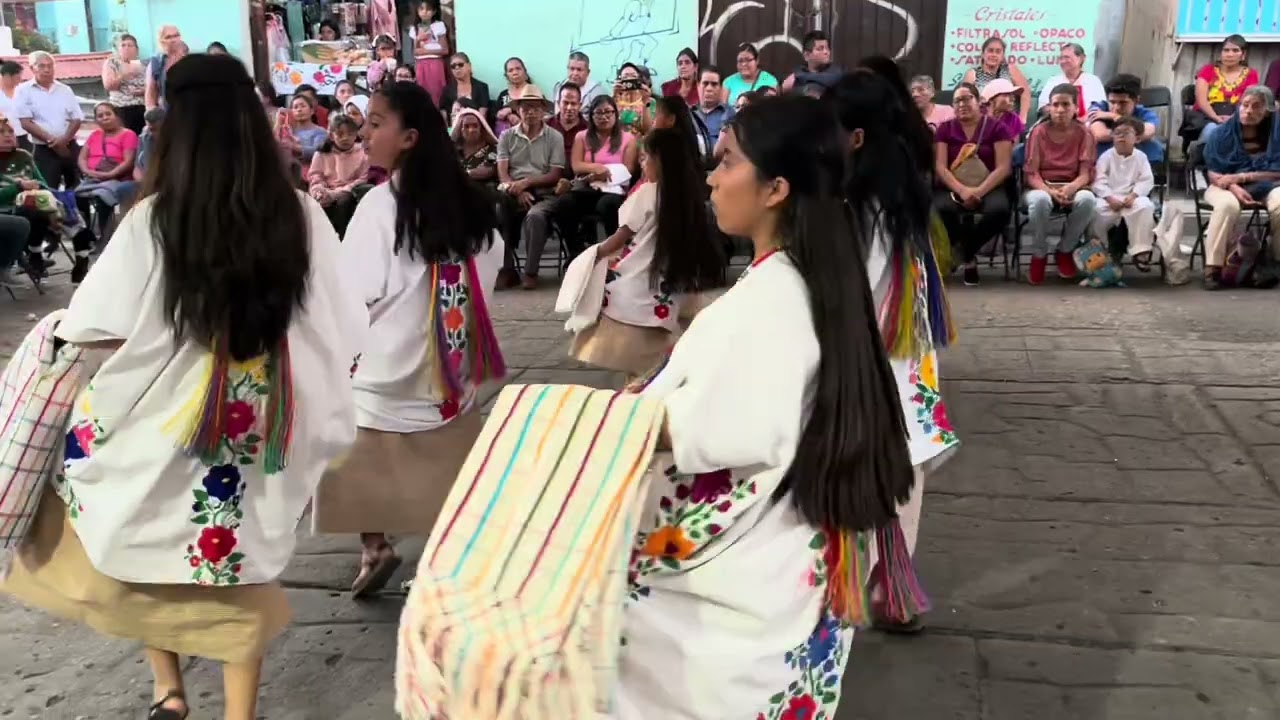 DANZAS YALALTECAS PRESENTE EN LAS FESTIVIDADES DE LA VIRGEN DE GUADALUPE EN OAXACA MÉXICO 2025