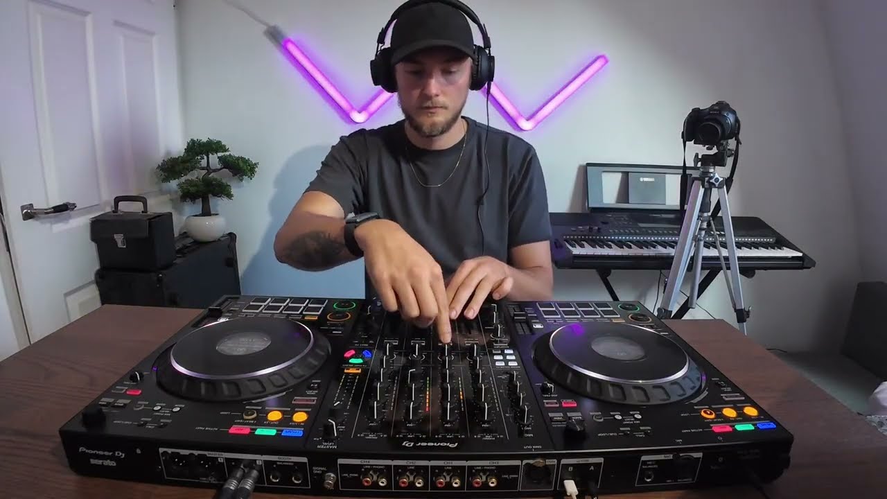 DJ Hightide &ndash; Live Sranang Mix 🇸🇷 | Surinaams-Nederlandse Party Vibes 2025🔥