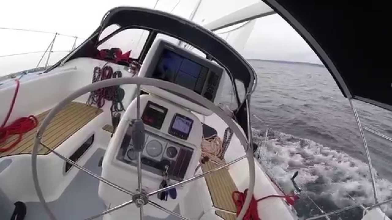 Sailing Seattle to Blake Island on a spring day