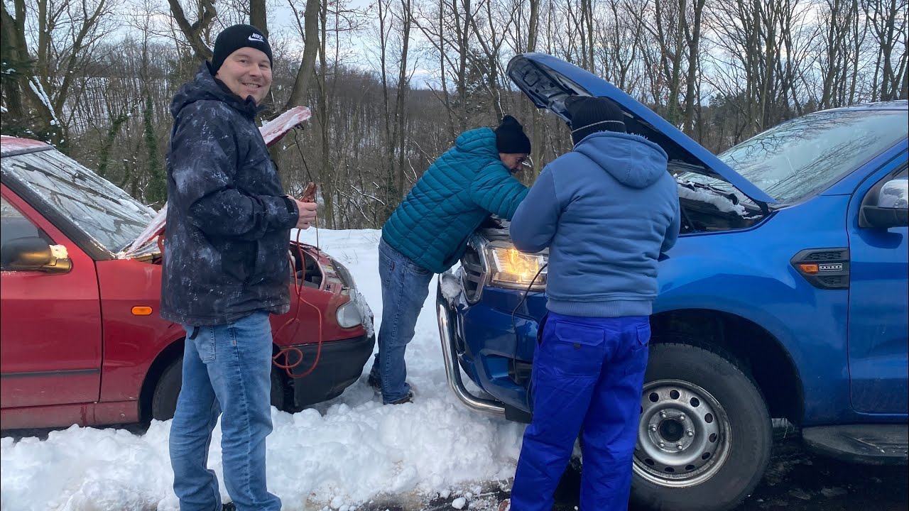 ŠKODA FELICIA NEJDE NASTARTOVAT - PRVNÍ SNÍH 2025 A PRVNÍ LETOŠNÍ VYJÍŽĎKA