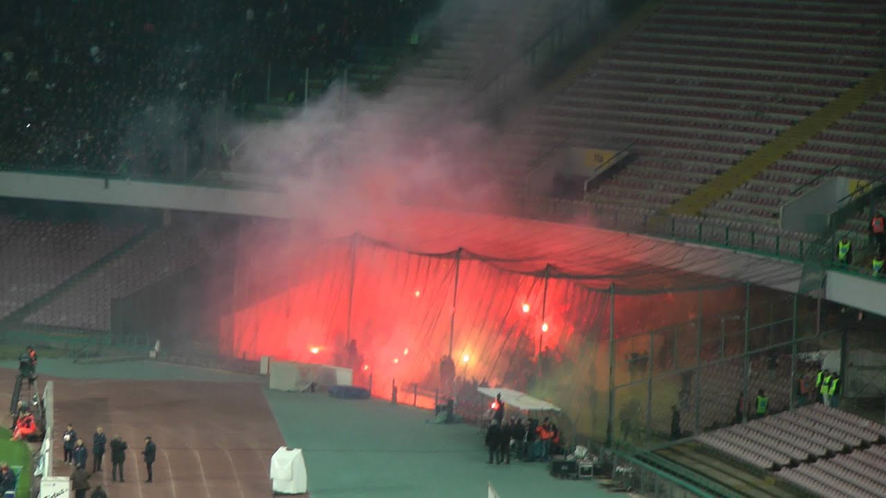 Napoli-Roma 1-0 09-03-2014 Ingresso Ultras Roma