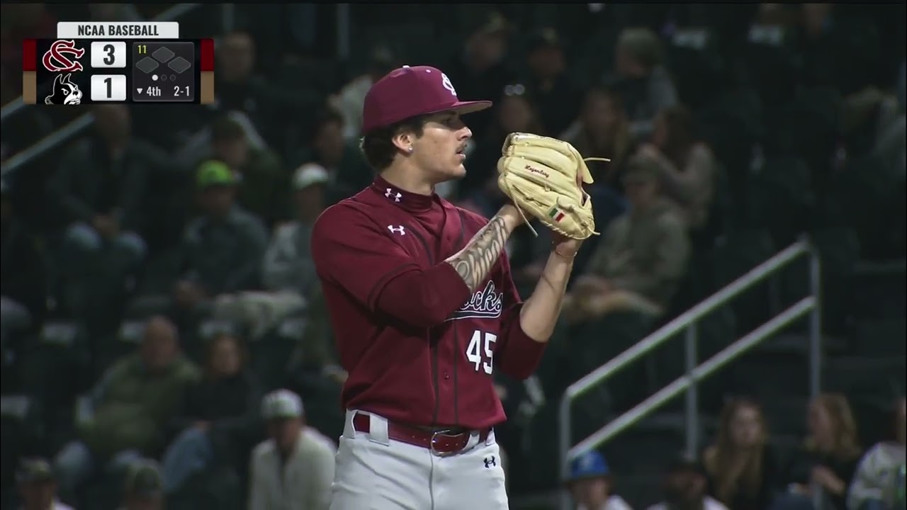 South Carolina-Wofford Half Inning