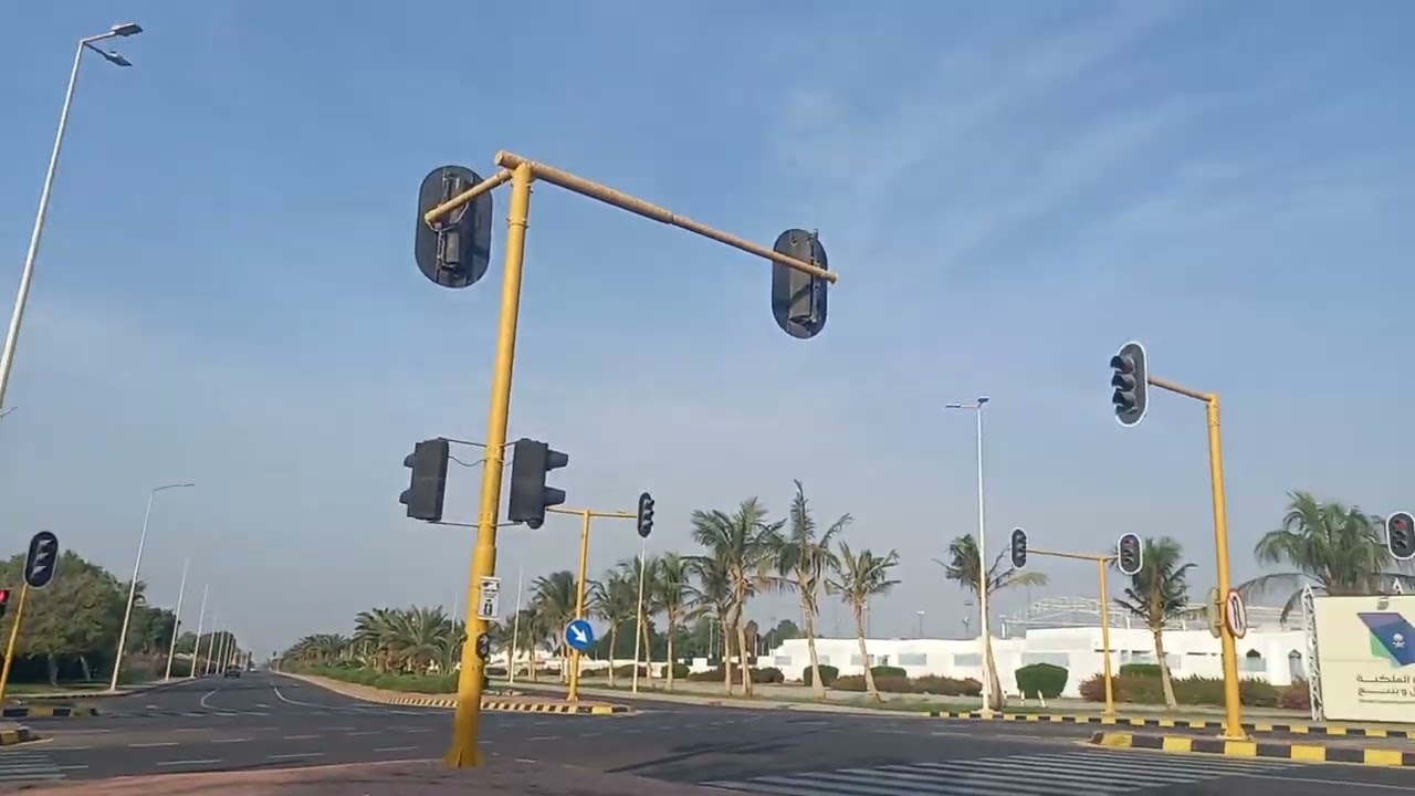 Beautiful morning walk in Yanbu 🇸🇦  ❤️ intersection 