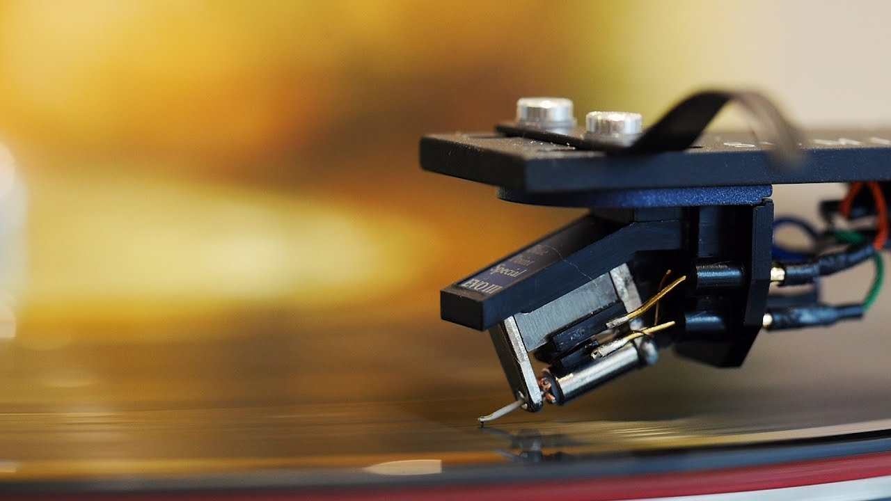 from 13 Faces of Lightning Head (vinyl: Sumiko Blue Point Special EVO III, Graham Slee Accession)