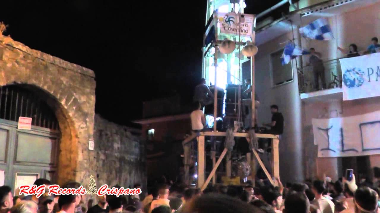 Crispano 2014 - Giovani di Crispano al Vico San Gennaro - Riprese R&G Records Crispano