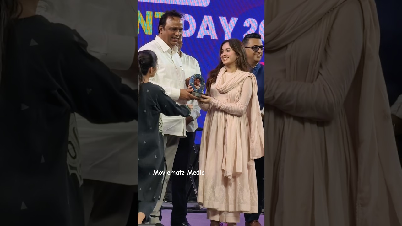Jannat Zubair was felicitated by Ashish Shelar at the World Environment Day Celebration ✨