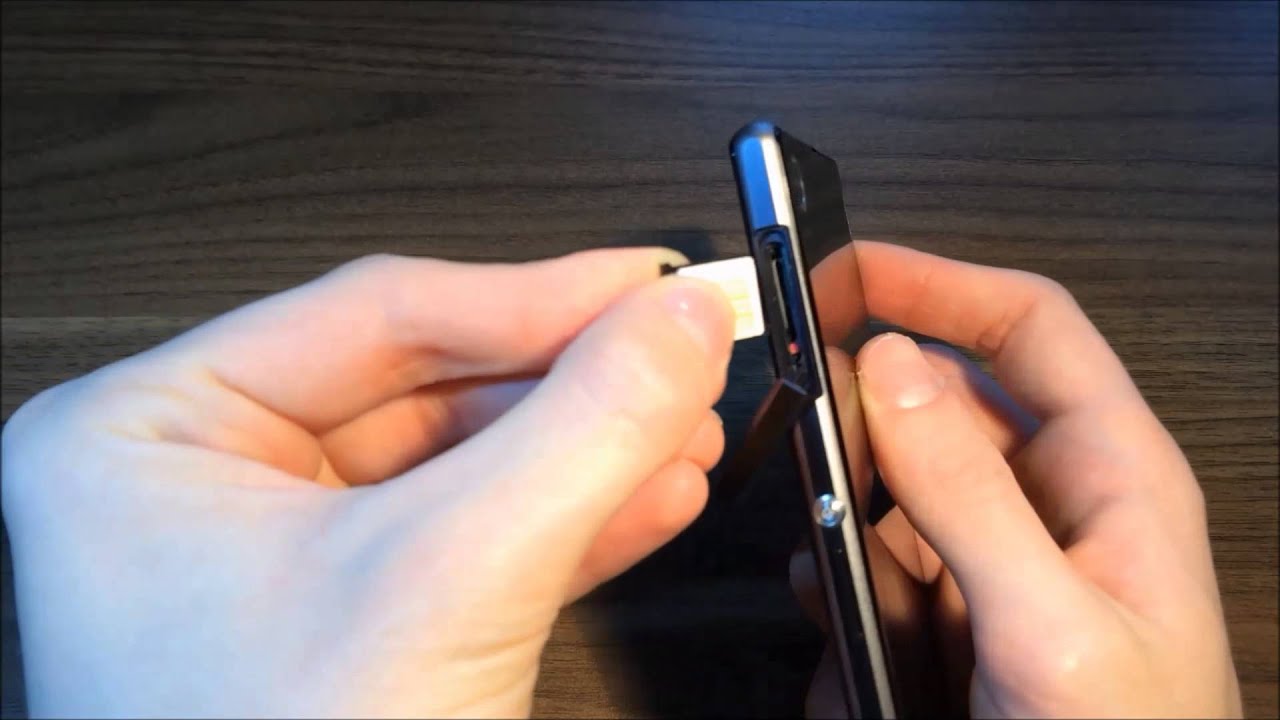 Sony Xperia Z1 - wkładanie kart Micro SIM card insertion