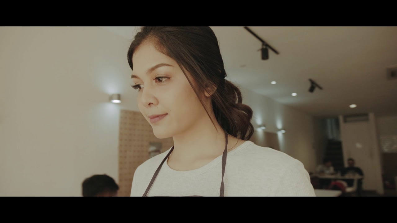 LALAHUTA - Tunggu Apa Lagi (Official Music Video)