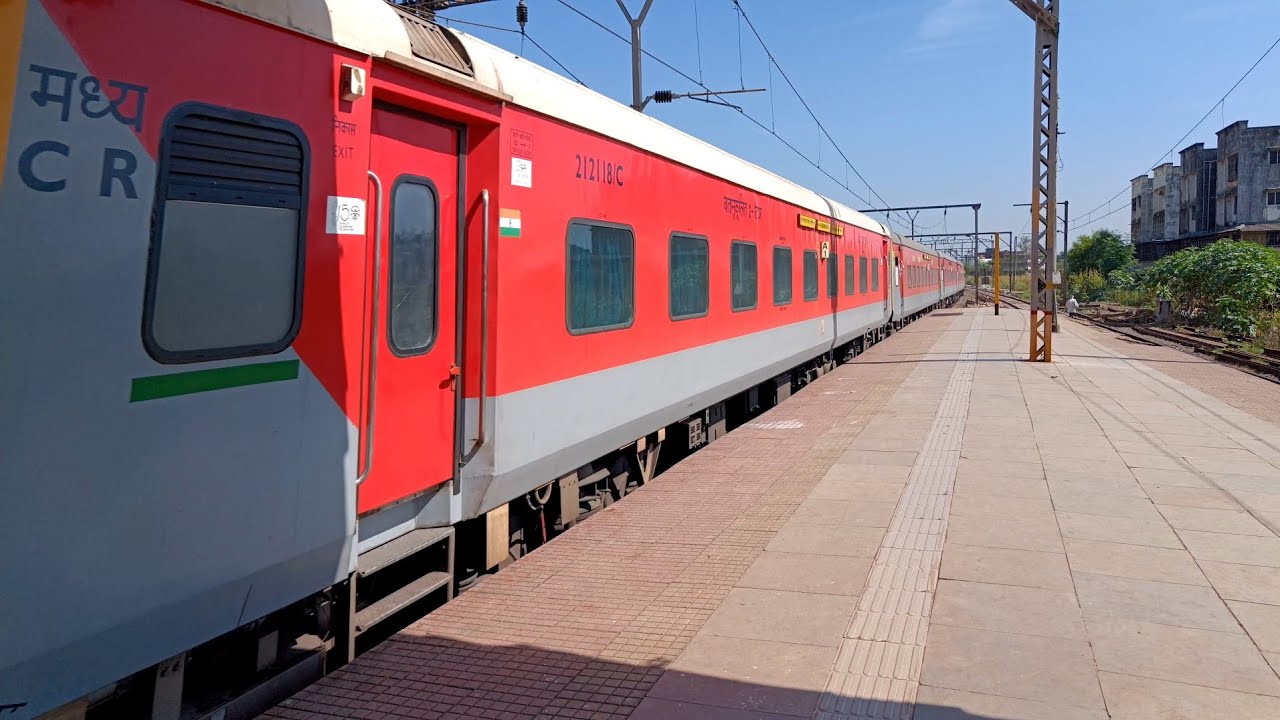 6 Hours Late Running Vidarbha Express skips Khadavli Railway Station at Max Speed