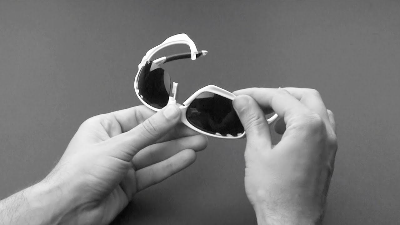 Oakley Racing Jacket Vented Lens Replacement & Installation Instructions