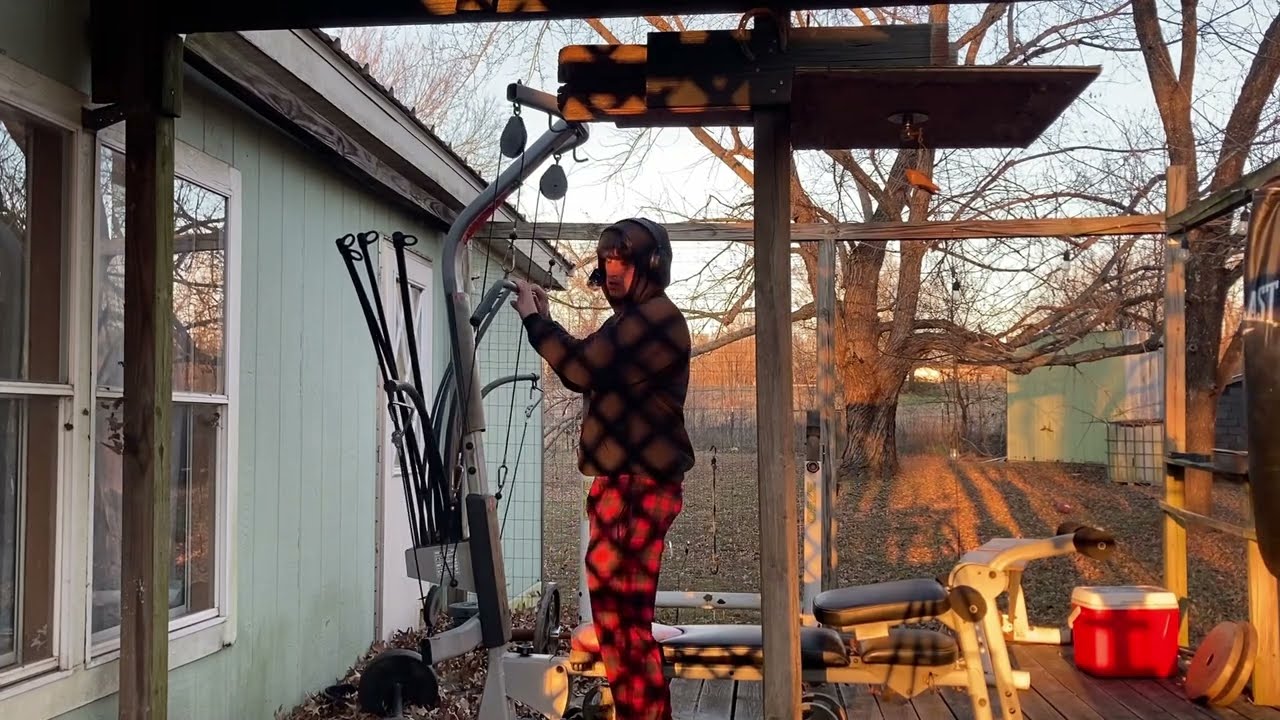 Winter cut day 17: Intense arm day