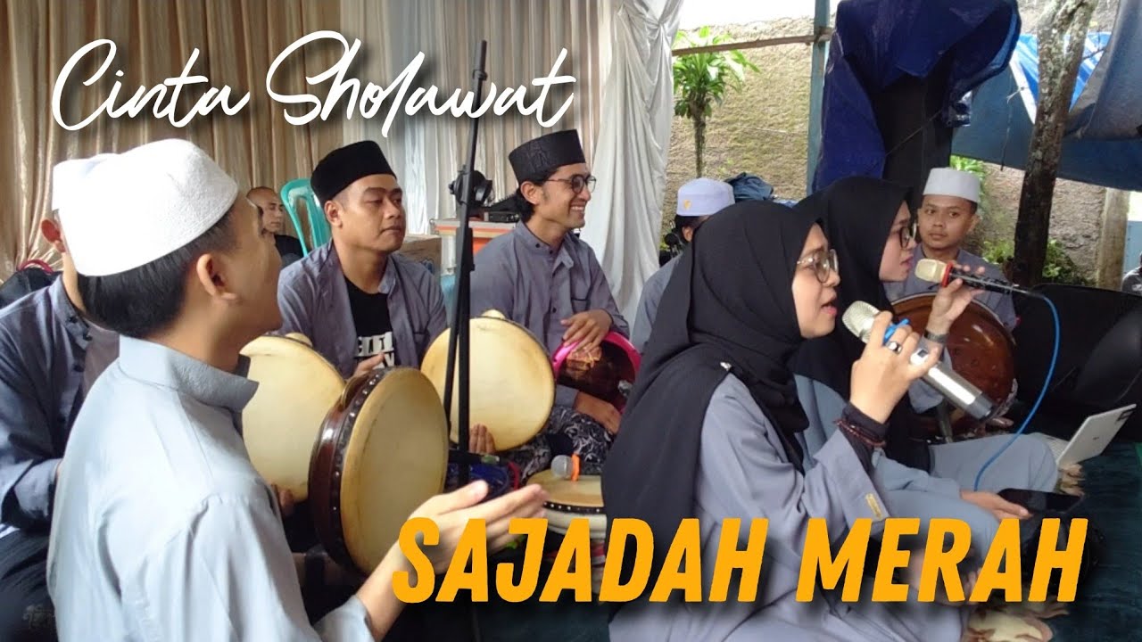 Sajadah Merah 