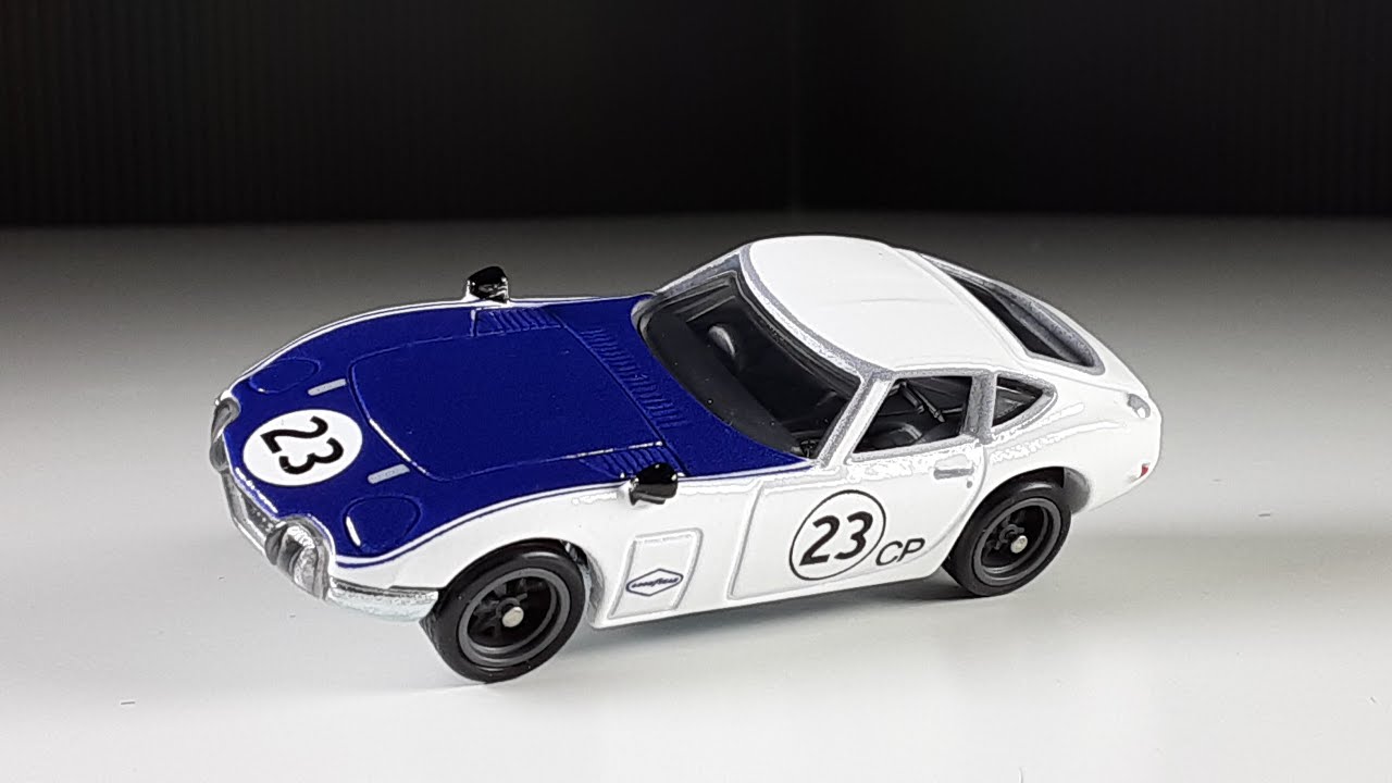 Hot Wheels Premium Review: 2021 Car Culture Toyota 2000 GT | from Car Culture Toyota Series