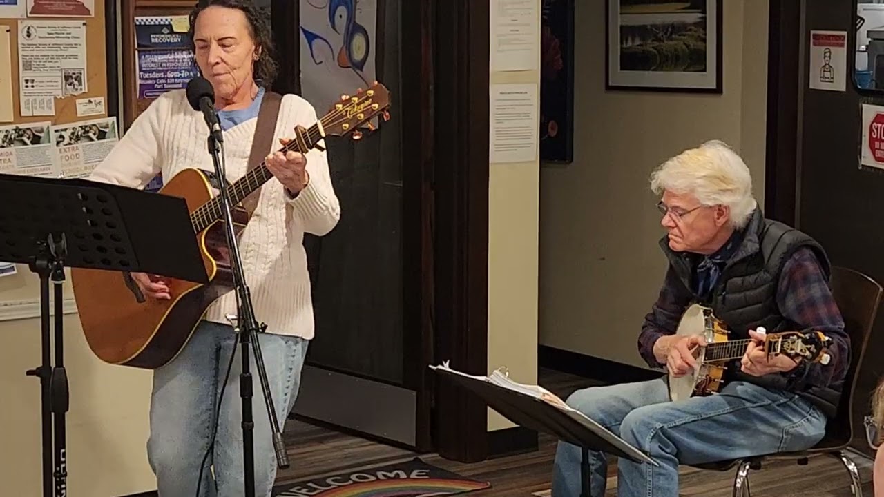 New cover of Red Dirt Girl by Emmy Lou