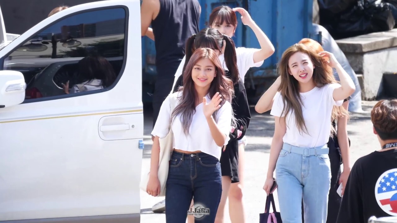 [4K] 180715 트와이스 전체 직캠 (TWICE Focus) -'퇴근길' (Fancam) By.JJaGa !인기가요 퇴근길 @SBS