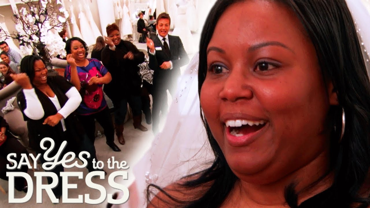 Cheerleader Bride Convinced To Get Mermaid Dress With A Cheer! | Say Yes To The Dress: Big Bliss