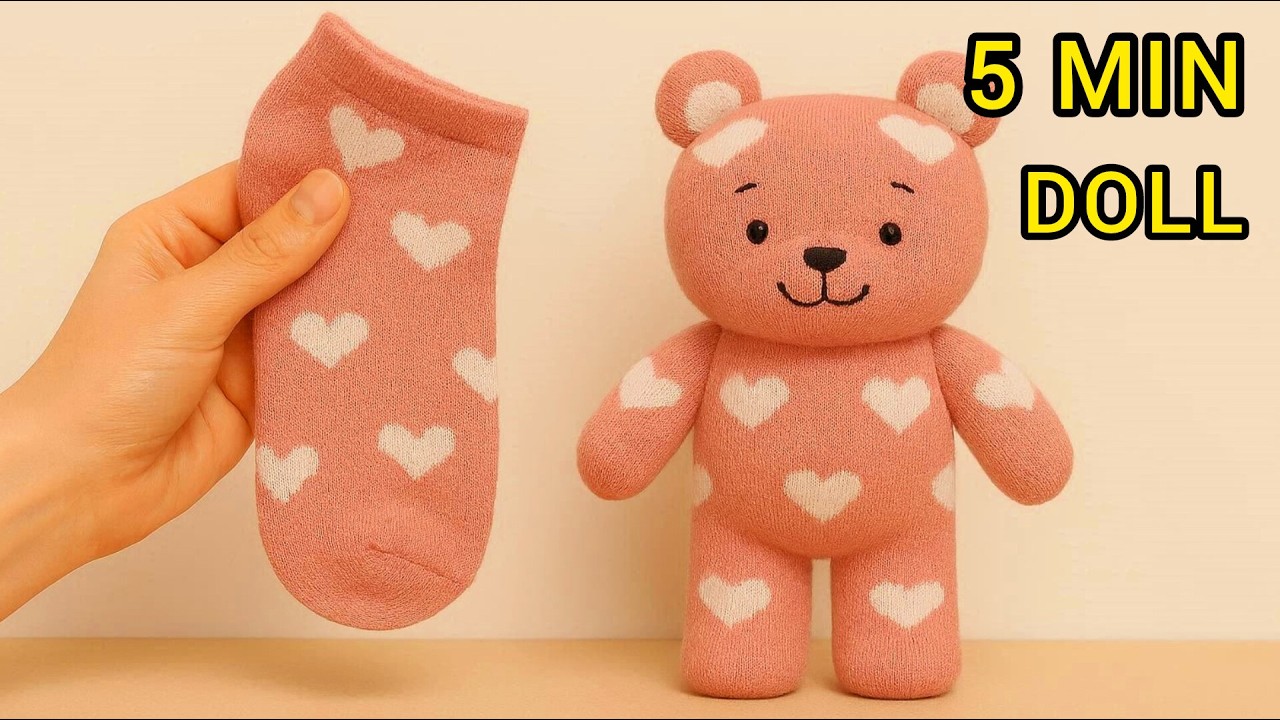 Turn an Old Sock into a Doll in 5 Minutes! - Easy DIY 🧸🧦🪡