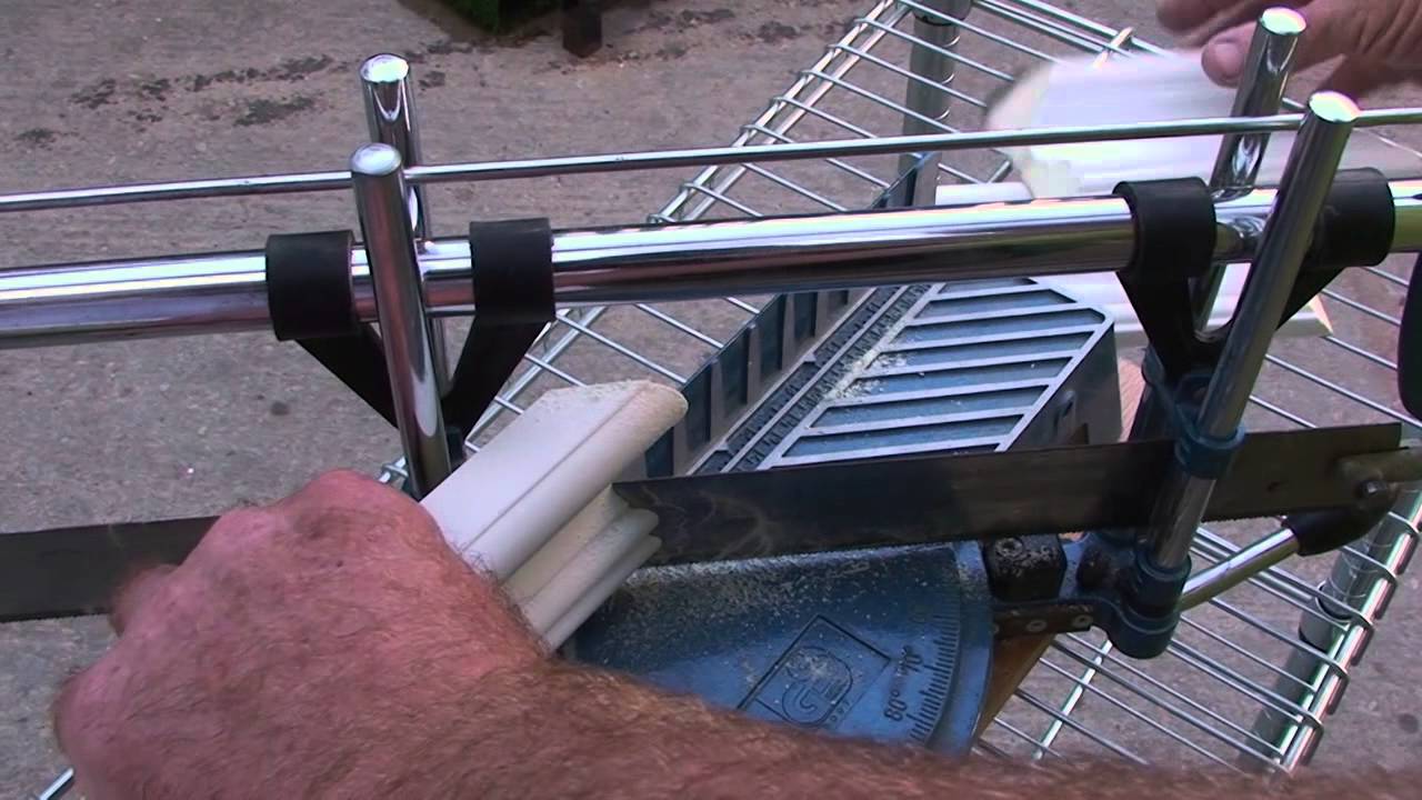 הדבקת קרניזים | חיתוך קרניזים | צוות גדרון