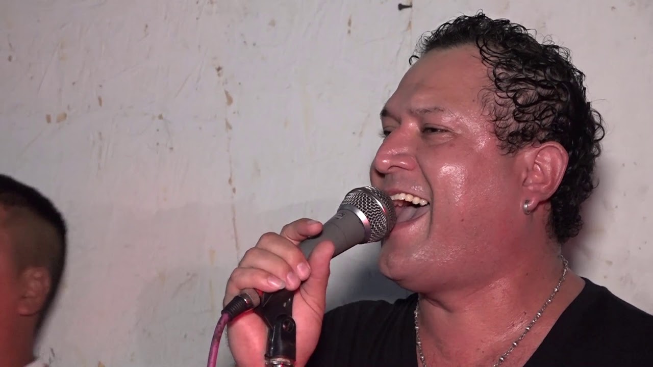 NO SE OLVIDA - CANTA: ALEJANDRO LOPEZ...VIERNES DE PE&Ntilde;A 