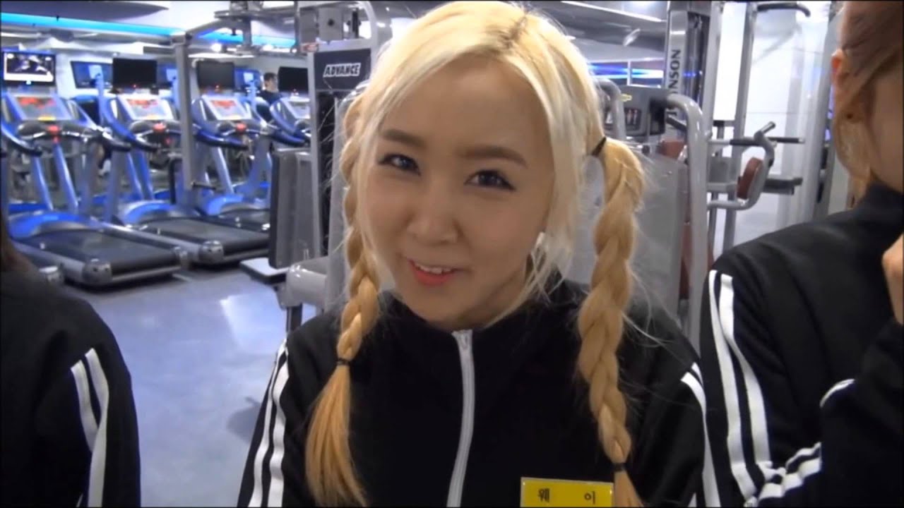 초아 VS 웨이