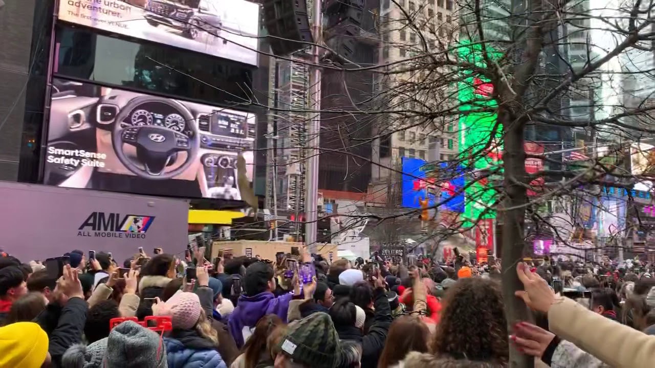 2020 Times Square BTS Rehearsal Make It Right before evening performance/2020 New Year’s Rockin’ Eve